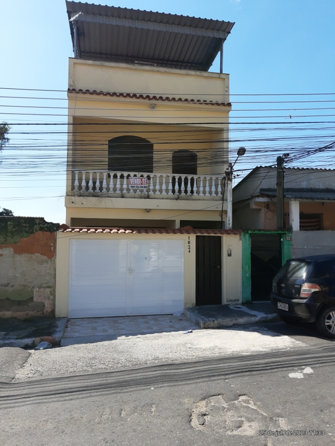 CASA FRENTE DE RUA-3 QUARTOS-NIL?POLIS - RJ-CABUIS